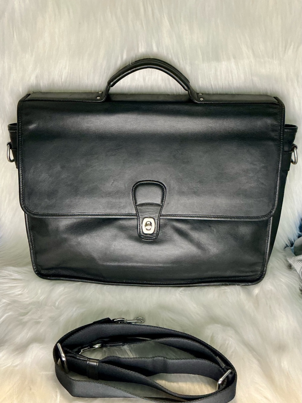 Vtg Coach Leather Briefcase Laptop Messenger Crossbody Black Bag.